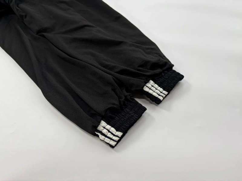 발렌시아가 x 아디다스 세기 조인트 삼선 포플린 트랙 셋업 (자켓+팬츠) 10