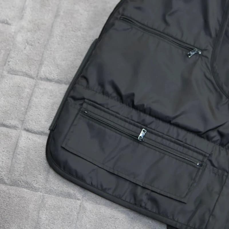 프라다 로고 패치 멀티포켓 나일론 테크 베스트 24