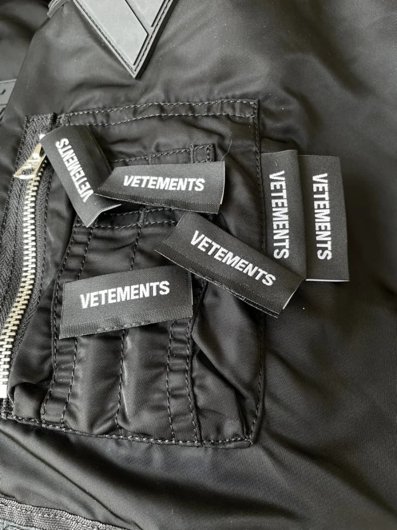 베트멍 알파 오피움 스타일 실리콘 아플리케 자수 봄버 재킷 22