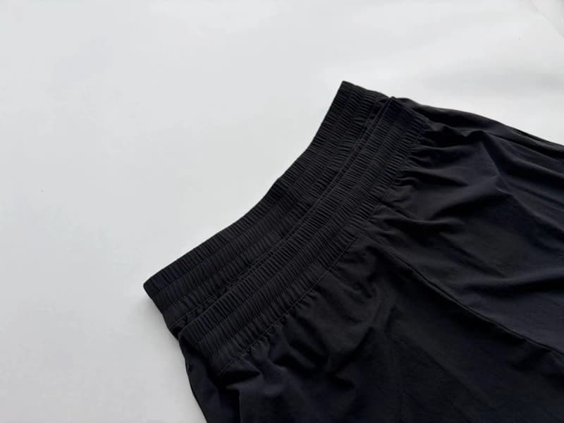 메종마르지엘라 MM6 x 살로몬 조인트 반바지 (리플렉티브 테크 원단) 8