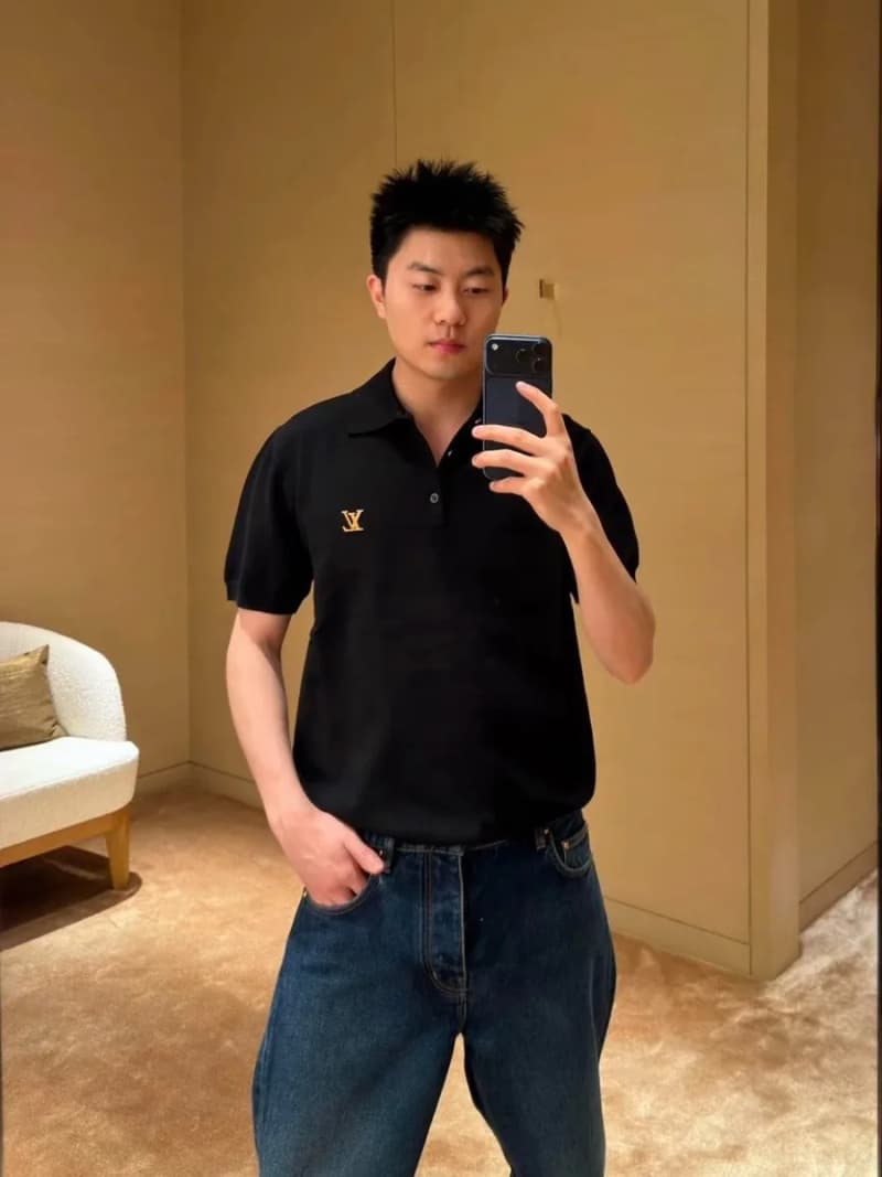 루이비통 핸드 자수 로고 루즈핏 카라 반팔 폴로 티셔츠 12