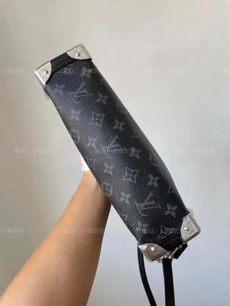 루이비통 코위 백 (모노그램 캔버스, 실버 하드웨어) 9