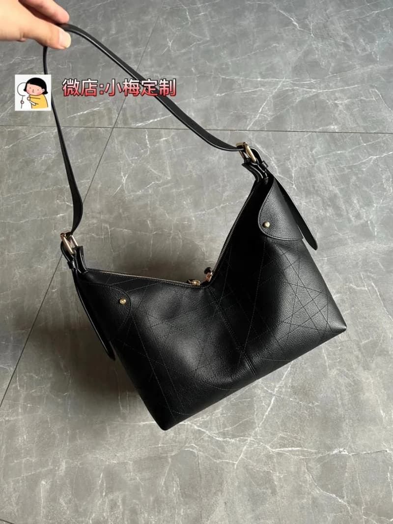 디올 보야지 언더암백 (블랙 카프스킨 퀼팅) 상세 2