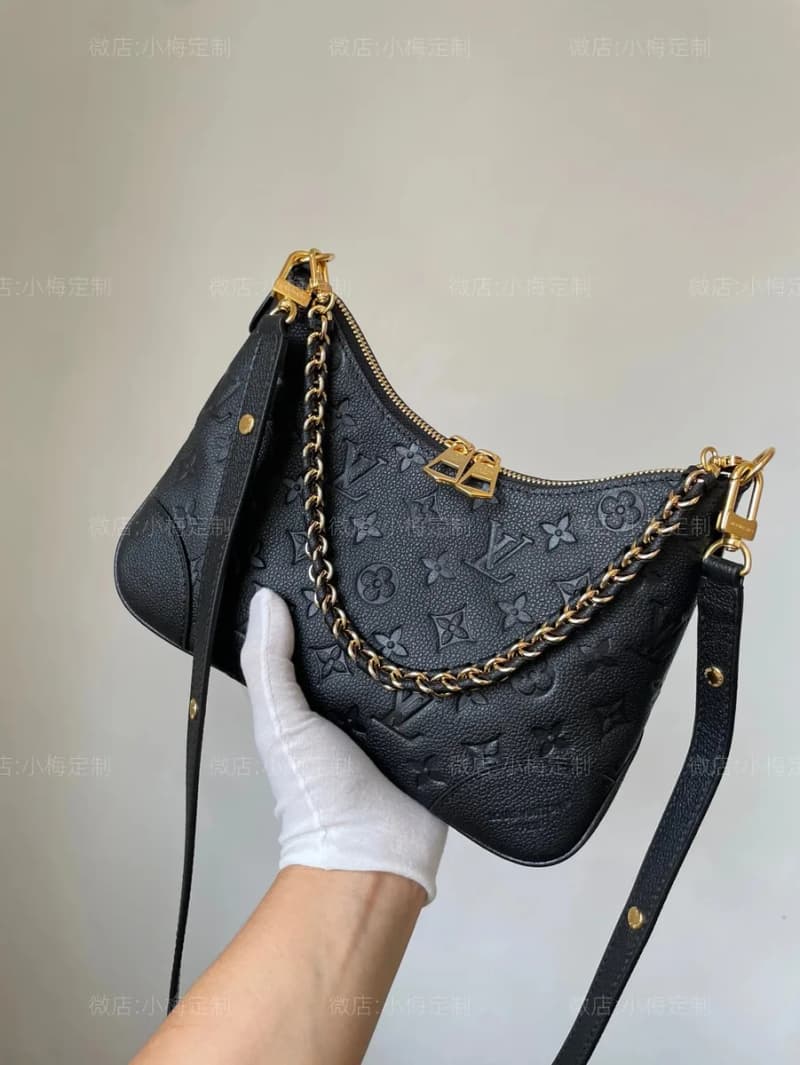 루이비통 코너백 (모노그램 앙프렝트) 9