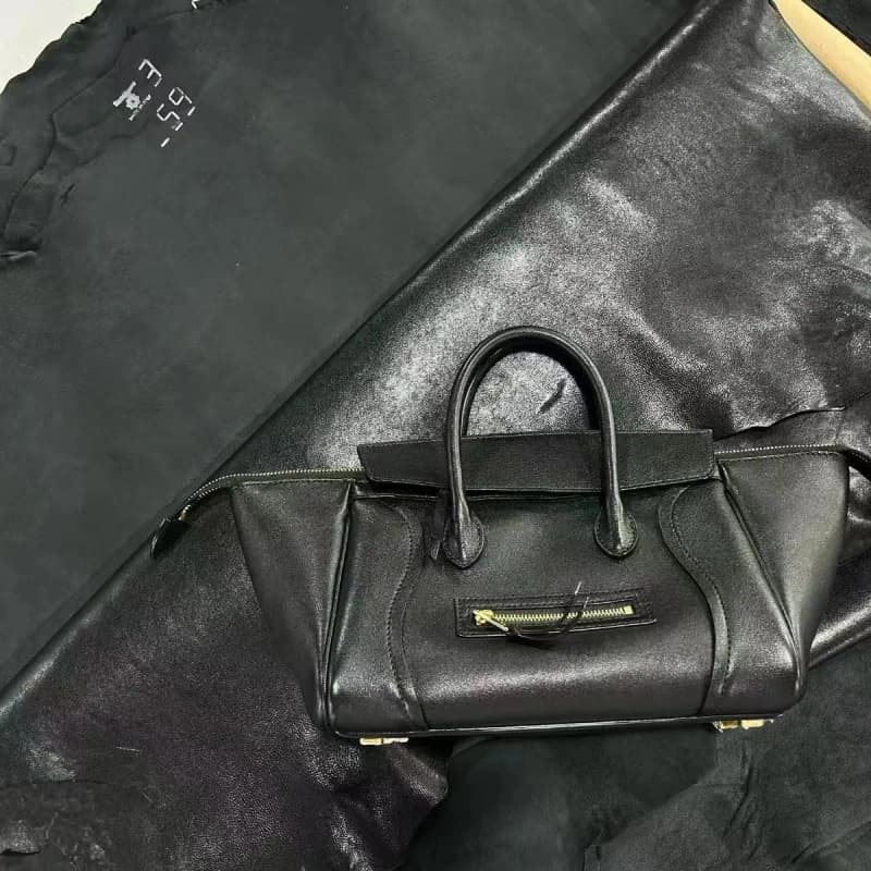 셀린느 러기지 나노 (블랙, 산양가죽) 상세 2