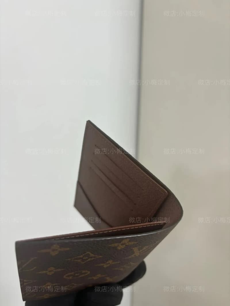 루이비통 패스포트 홀더 (모노그램) 상세 2