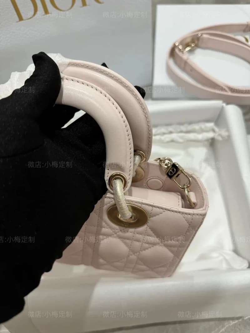 디올 레이디 디올 조이 호리즌탈 스몰 (램스킨) 10