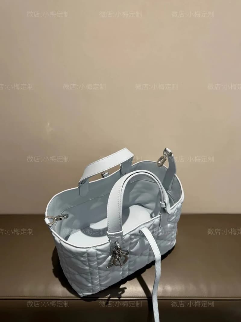 디올 레이디 디올 투어롱 백 (카나쥬 램스킨) 10