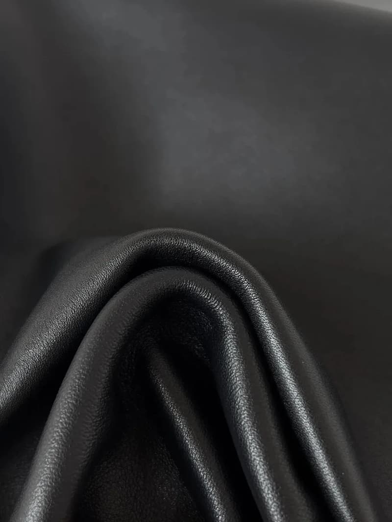 발렌시아가 로데오 핸드백 (나파 카프스킨) 3