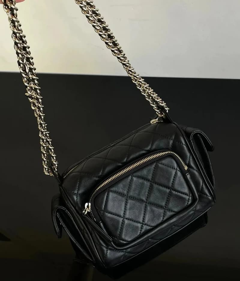 샤넬 24K 카메라백 (램스킨) 4
