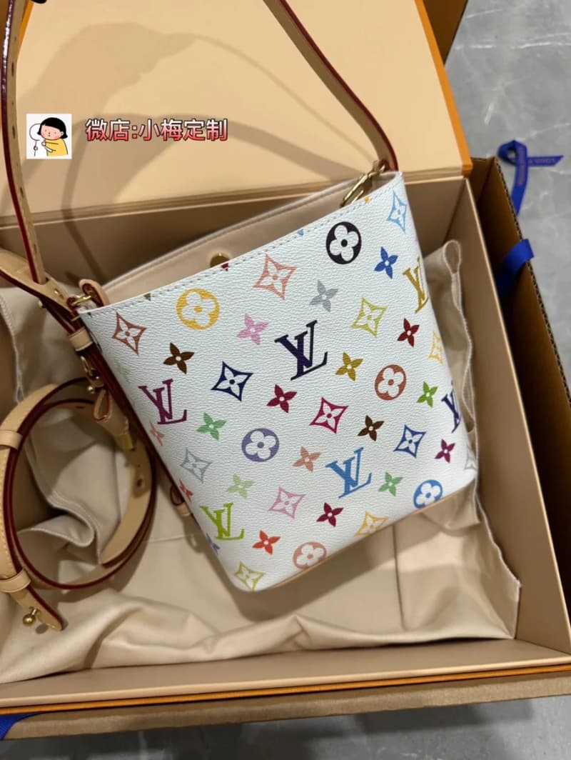 루이비통 올인 BB (멀티컬러) 4