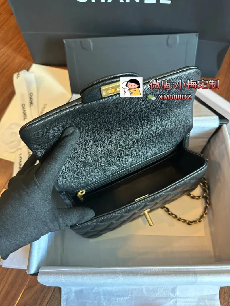 샤넬 25B 핸들 클래식 플랩 미니 (캐비어) 4
