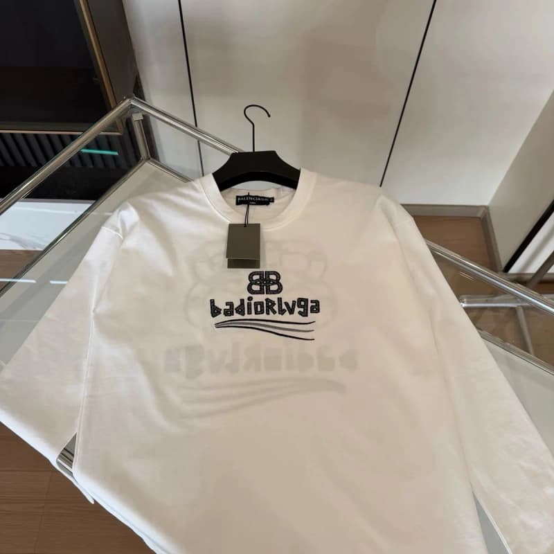 발렌시아가 로고 자수 레터링 후면 프린트 긴팔 티셔츠 12