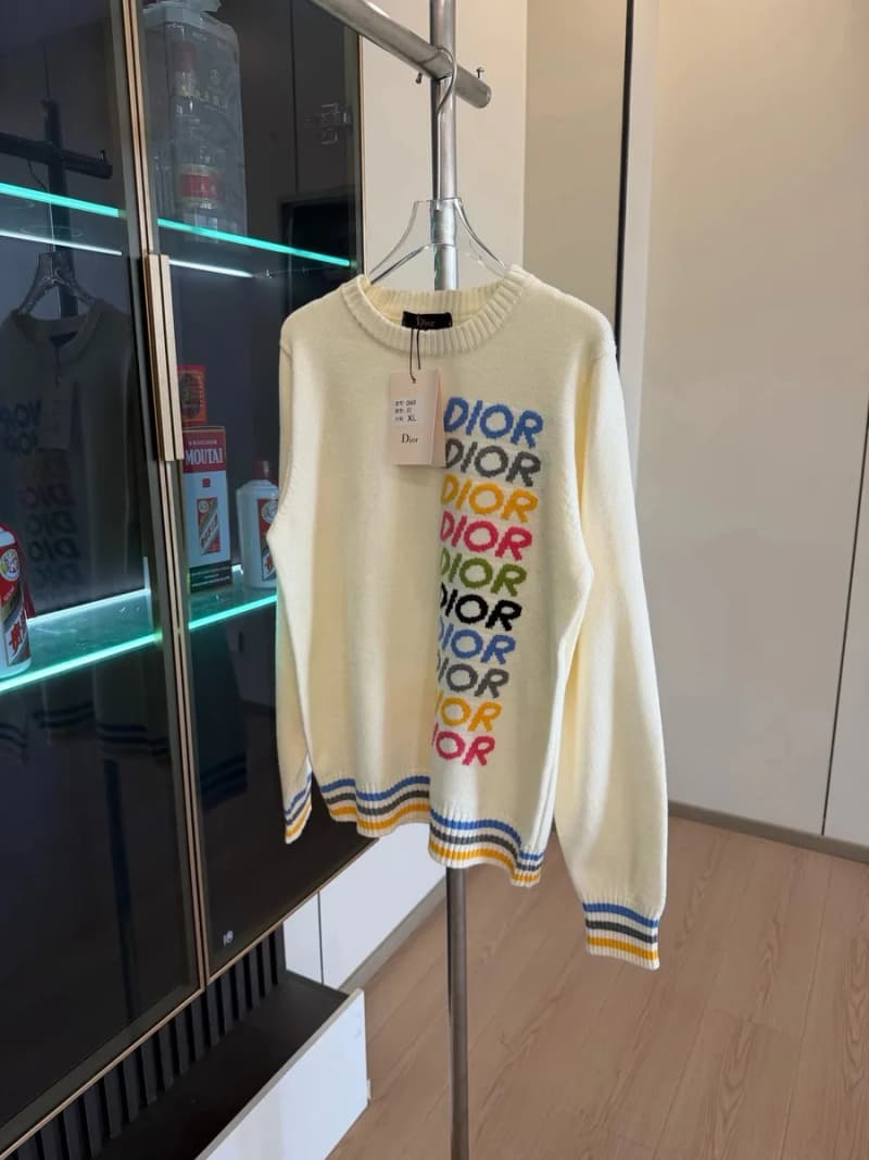 디올 멀티컬러 레터 로고 크루넥 니트 상세 1