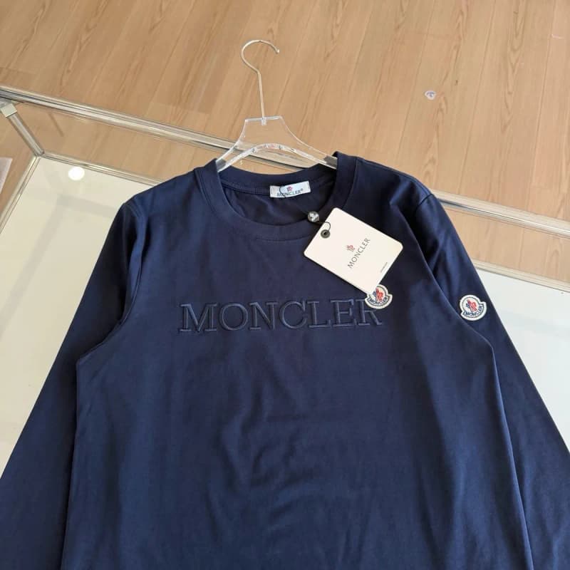 몽클레르 플로킹 자수 레터링 긴팔 티셔츠 8
