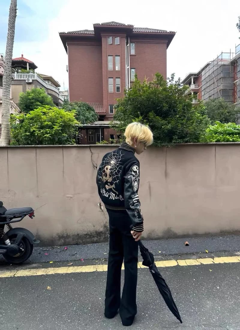 동양 블랙 스컬 스파이더웹 야구 자켓 (레더 소매 · 허리 절개) 3