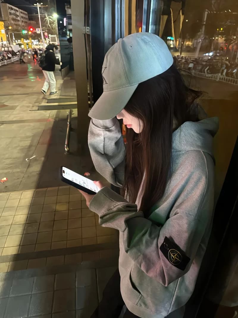 스톤아일랜드 자수 소매 배지 후드 집업 6