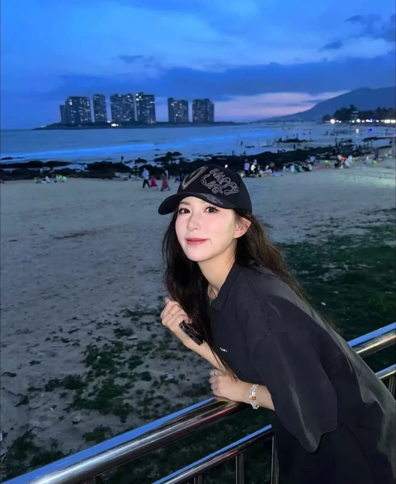 아크네 스튜디오 로고 루즈핏 라운드넥 반팔 티셔츠 7