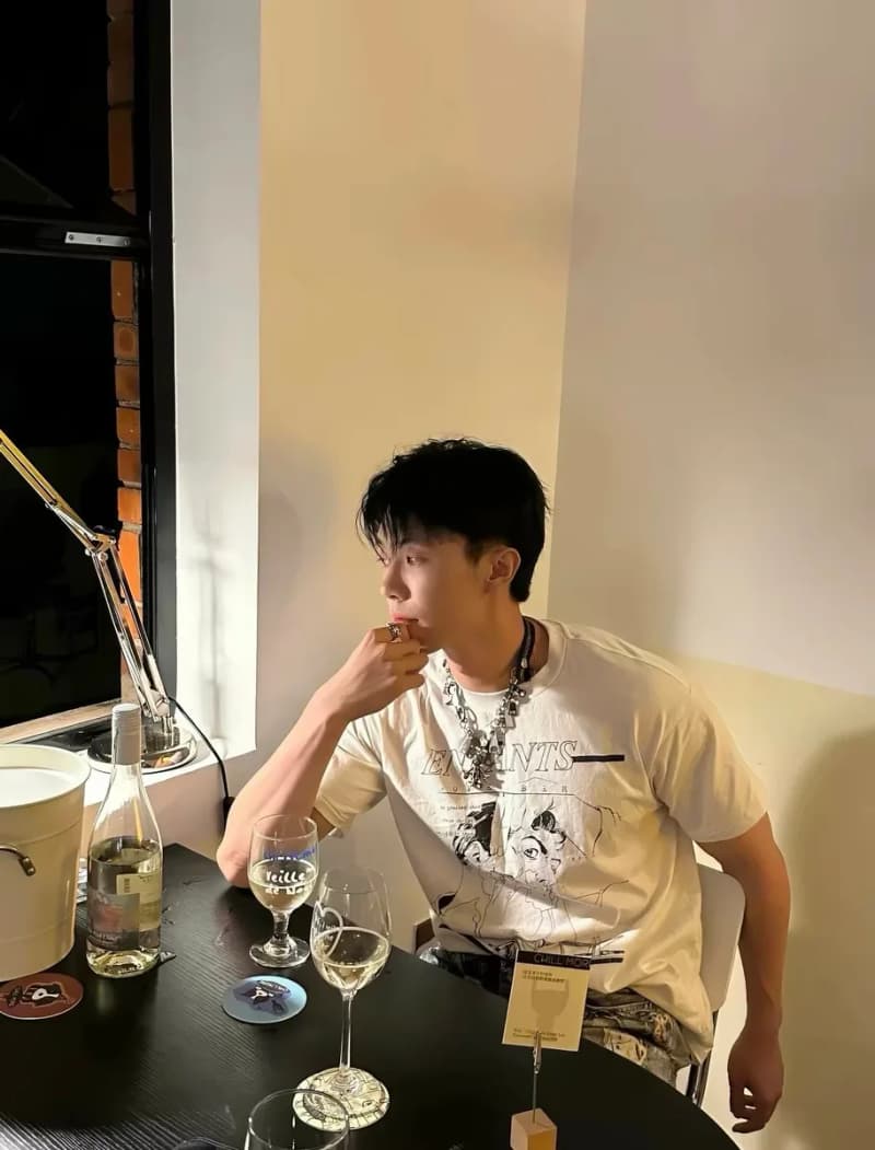 앙팡리쉬데프리메 23SS 쉐이빙 프린트 워시드 반팔 티셔츠 3