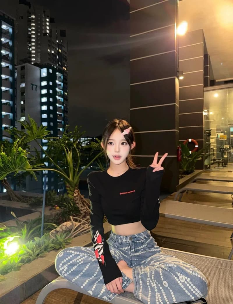 칼 인디펜던트 그래피티 크롭 긴팔티 15