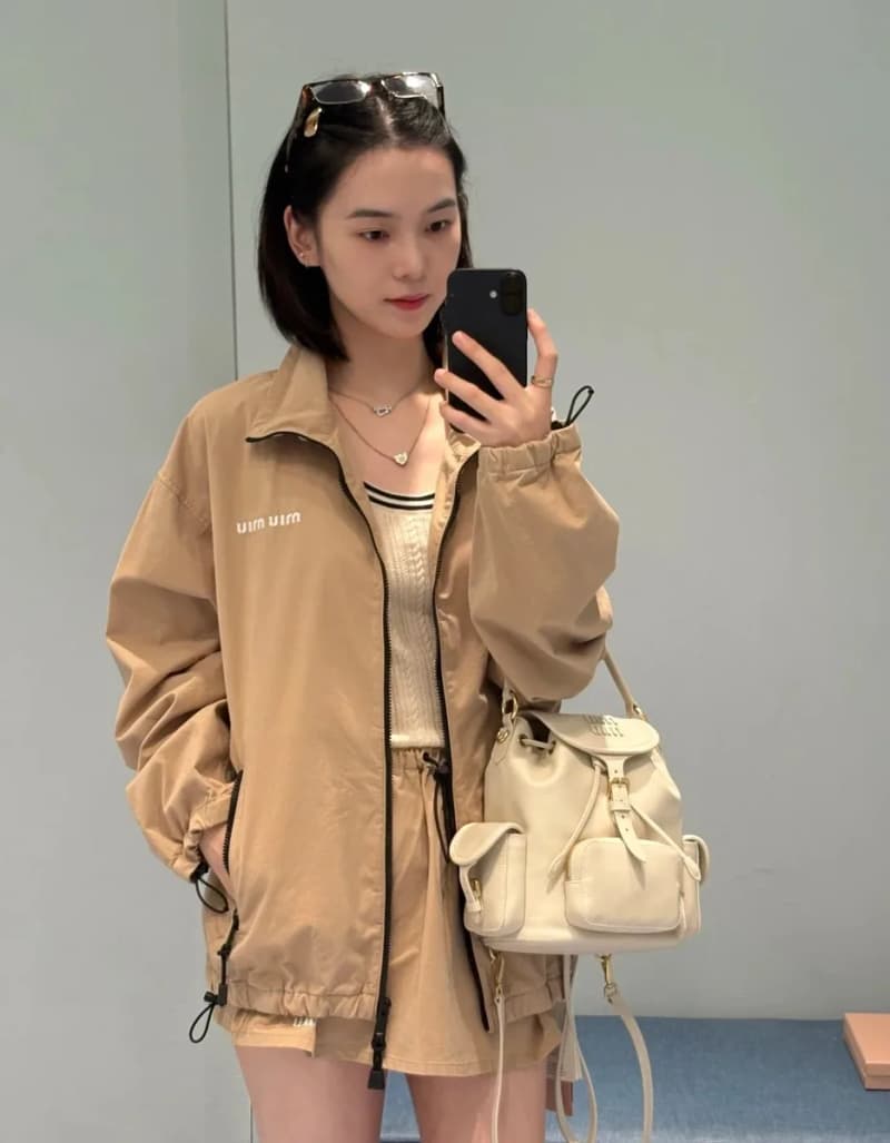 미우미우 카키 스탠드칼라 드로스트링 자켓+스커트 세트/mm스튜디오 상세 1