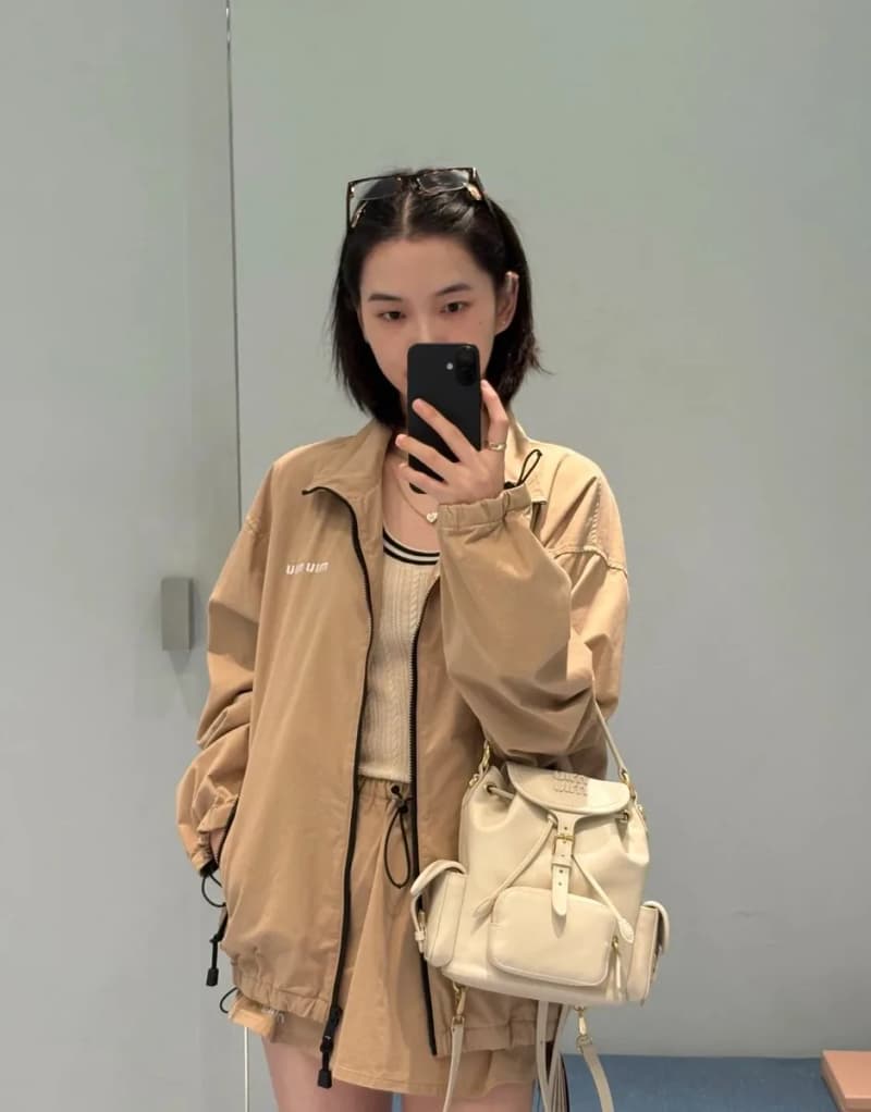 미우미우 카키 스탠드칼라 드로스트링 자켓+스커트 세트/mm스튜디오 5