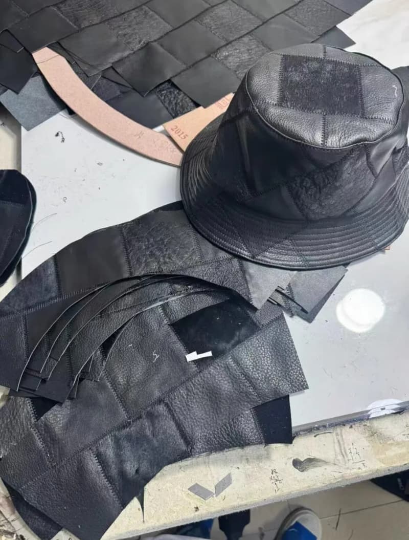 크롬하츠 애스펜 리미티드 패치워크 레더 버킷햇 4