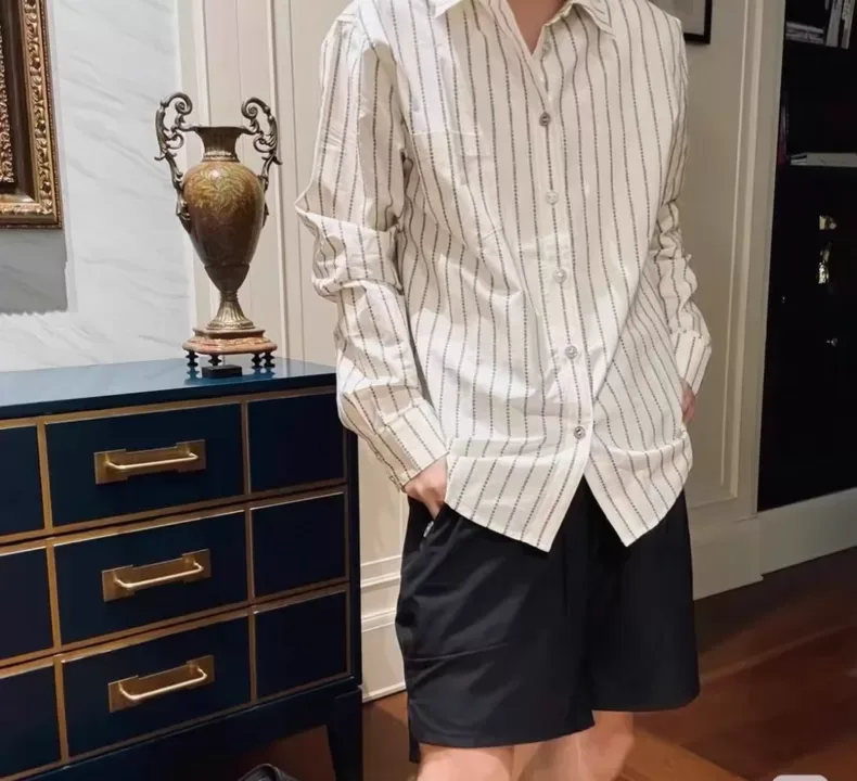 크롬하츠 고딕 레터링 스트라이프 셔츠 7