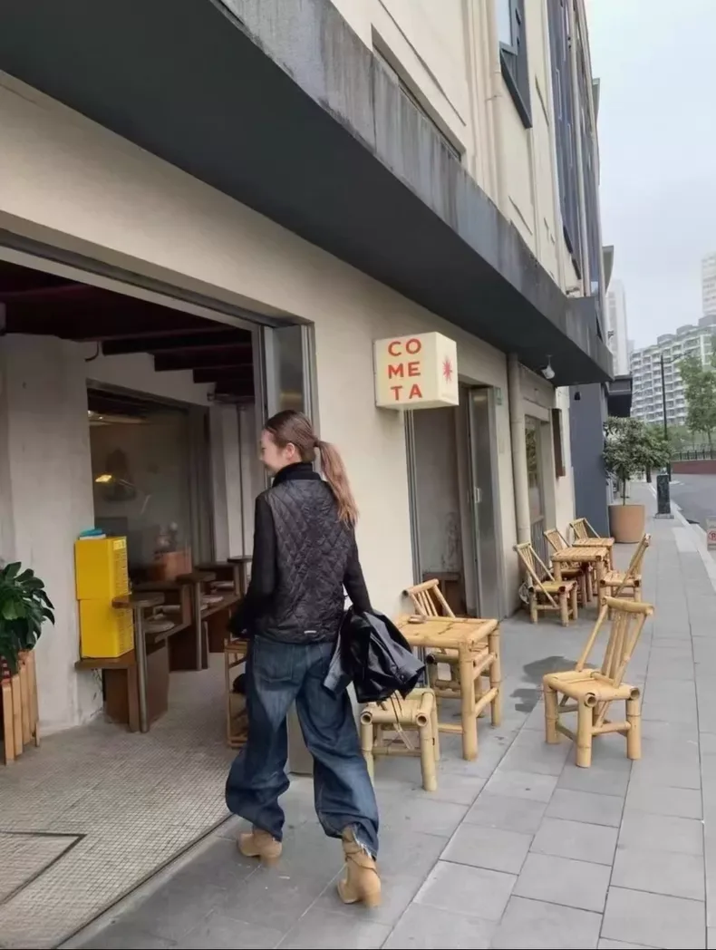 크롬하츠 크로스 패치 퀼팅 베스트 상세 1