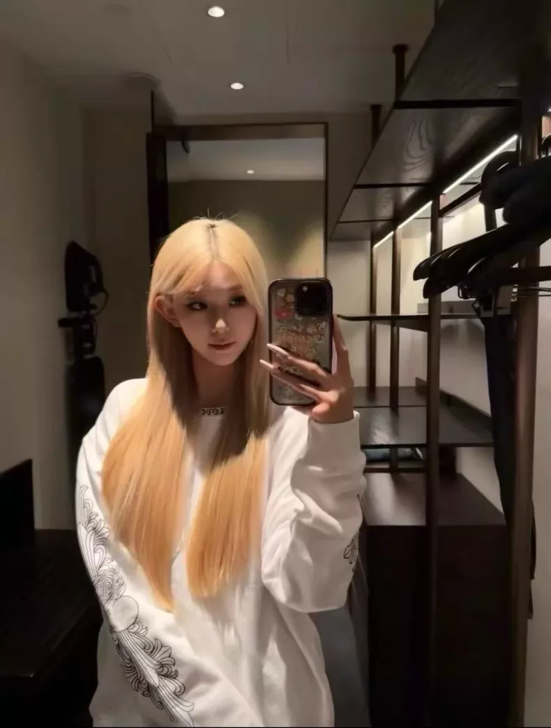 크롬하츠 러브유 하트 덩굴 맨투맨 7