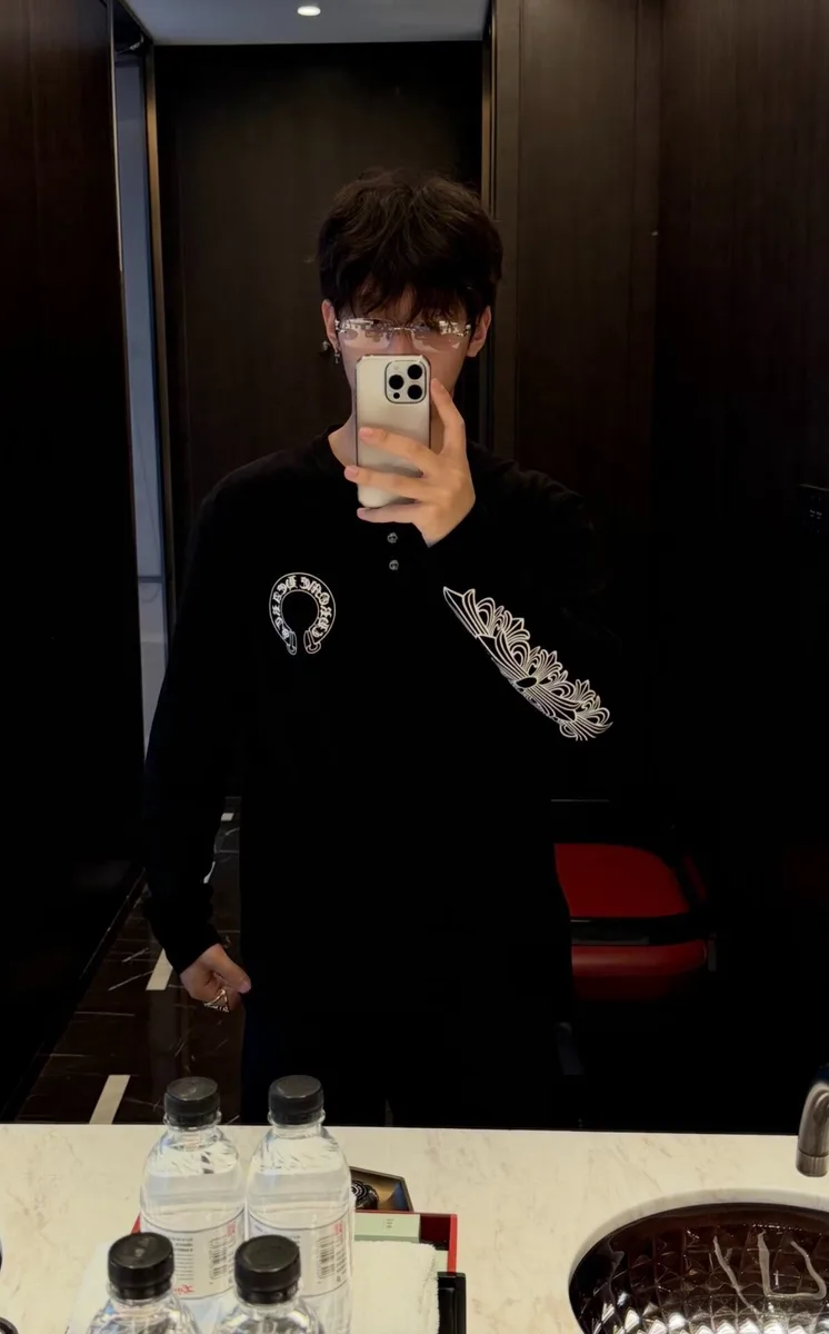 크롬하츠 호스슈 헨리넥 롱슬리브 티셔츠 6