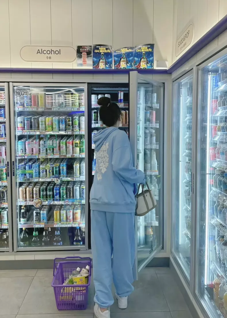 크롬하츠 마이애미 한정 대거 후디 (베이비블루) 상세 1