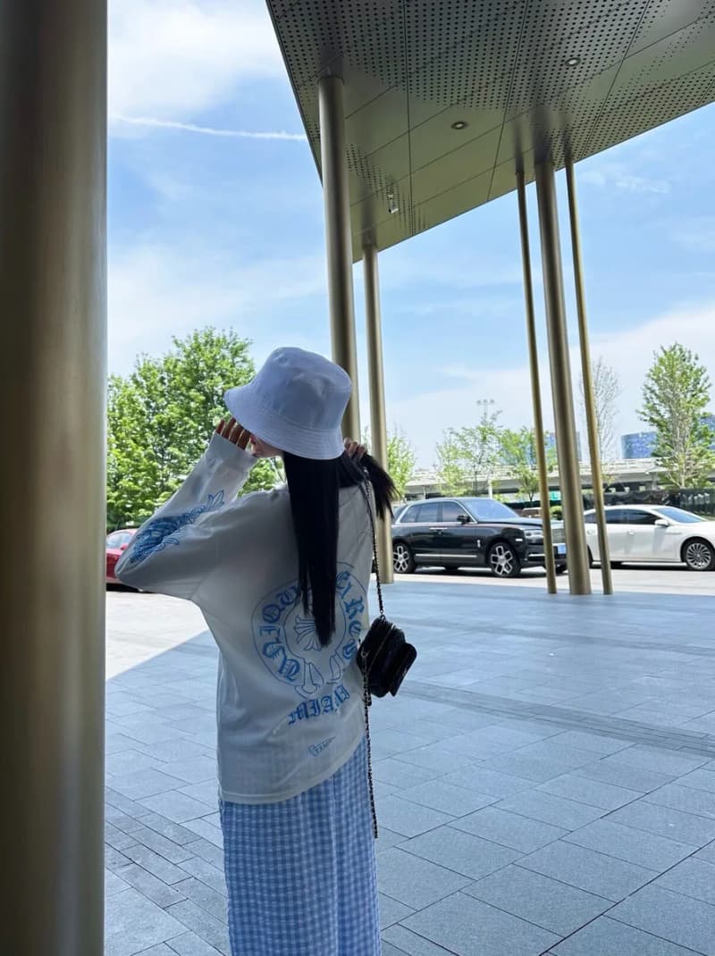 크롬하츠 마이애미 한정 롱슬리브 티셔츠 (베이비블루) 7