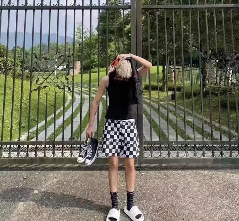 크롬하츠 매티보이 첵커보드 프린트 반바지 7