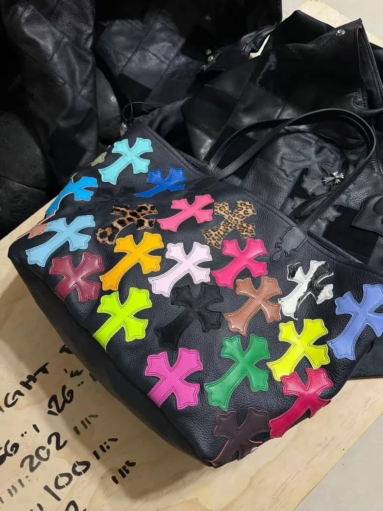 크롬하츠 멀티컬러 크로스 패치 레더 토트백 6