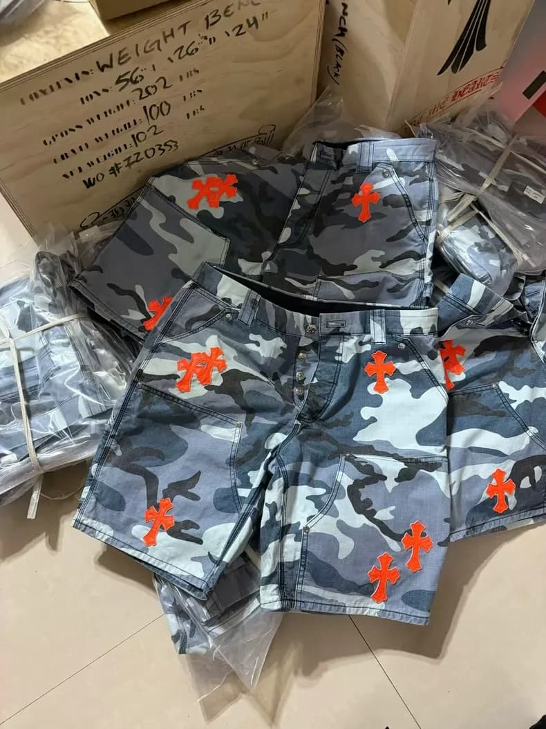 크롬하츠 매티보이 크로스 카모 반바지 (한정) 4