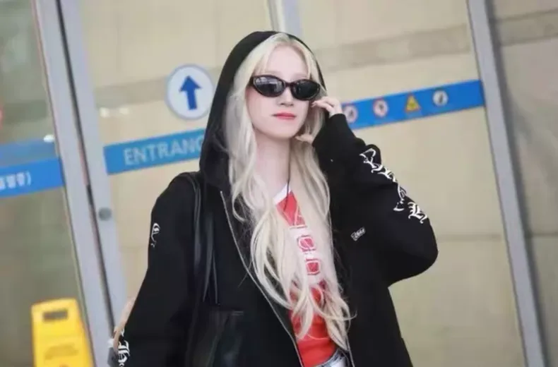 크롬하츠 런던 리미티드 스크롤 소드 집업 후디 상세 1