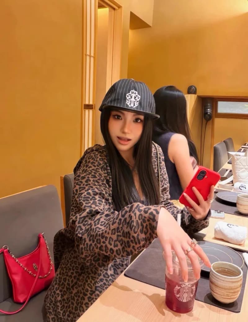 크롬하츠 대거 자수 핀스트라이프 레더 베이스볼 캡 6