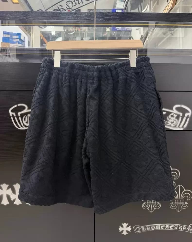 크롬하츠 칸 한정 크로스 패턴 타월 반바지 3