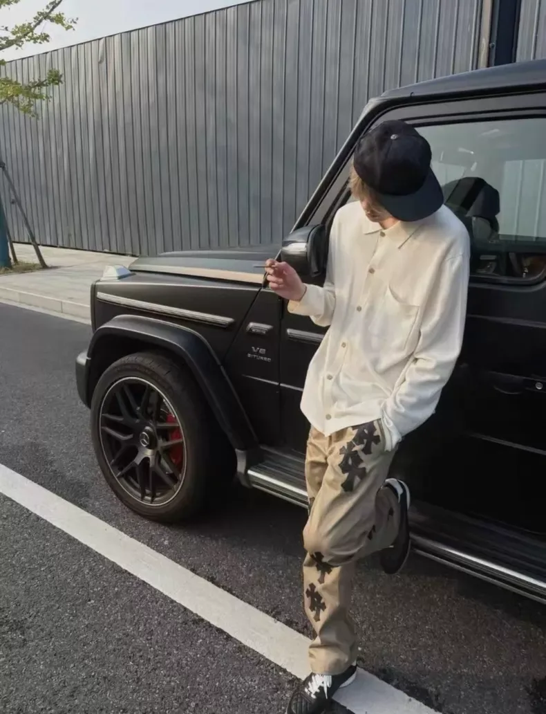 크롬하츠 크로스 패치 카키 치노 팬츠 (체커보드) 상세 1