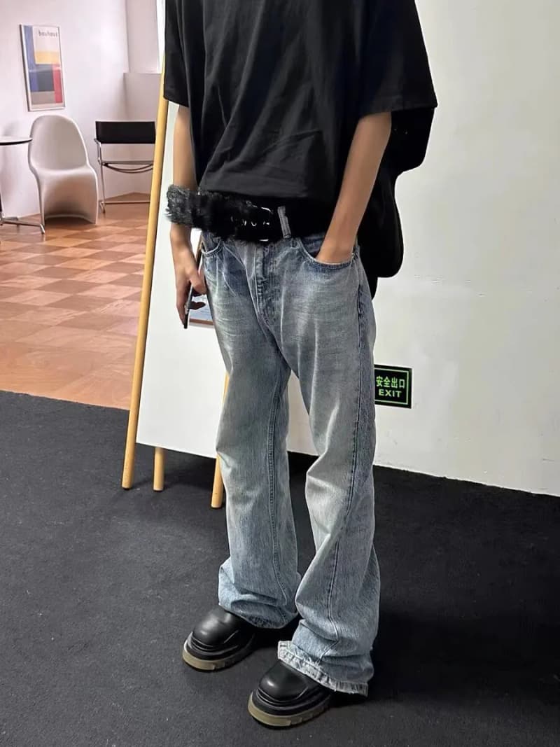 발렌시아가 22FW 플레어 데님 (아이스블루 워싱) 8