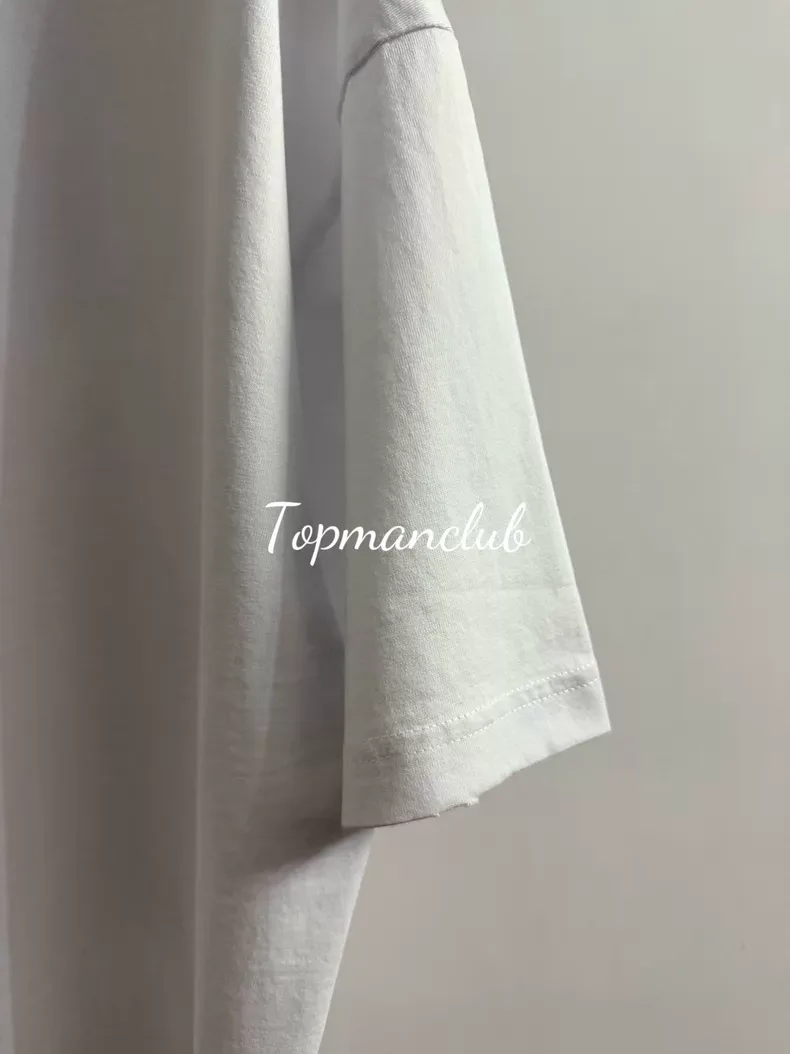 발렌시아가 고딕 레터 프린트 반팔 티셔츠 (화이트) 5