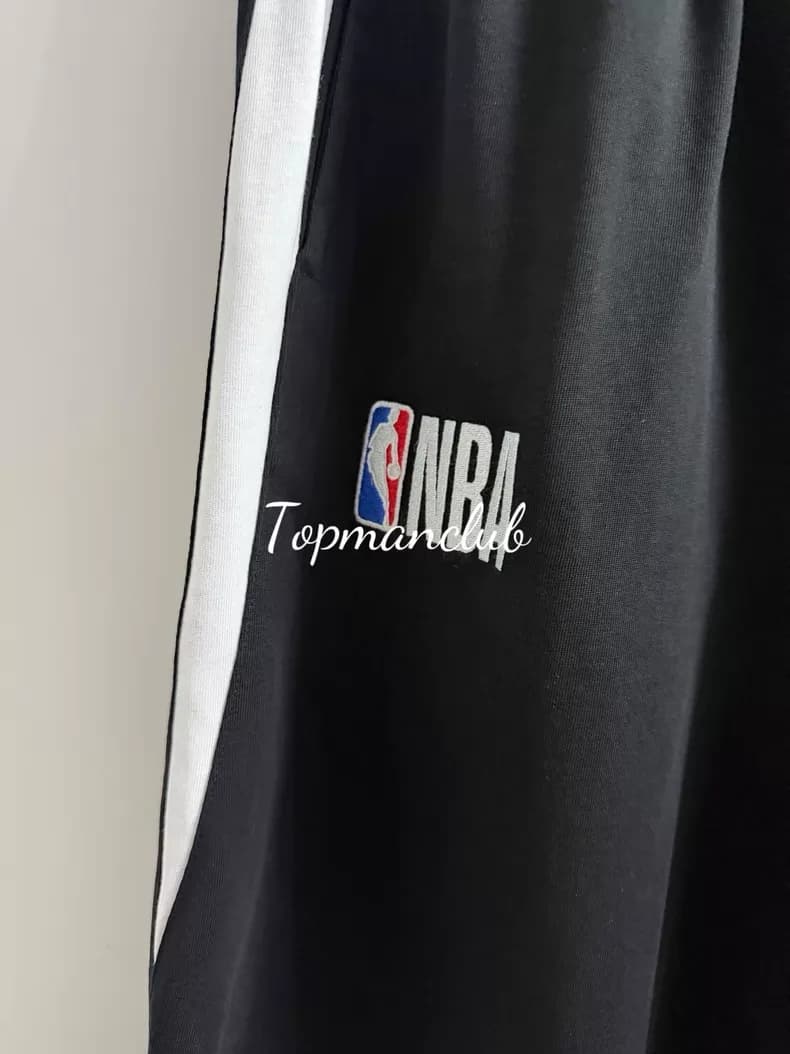 발렌시아가 × NBA 콜라보 미드라이즈 컬러블록 하프 팬츠 6