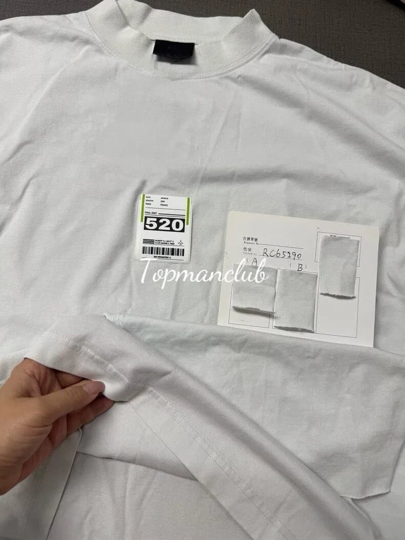 발렌시아가 520 발렌타인 러기지 태그 PVC 라벨 반팔 티셔츠 3