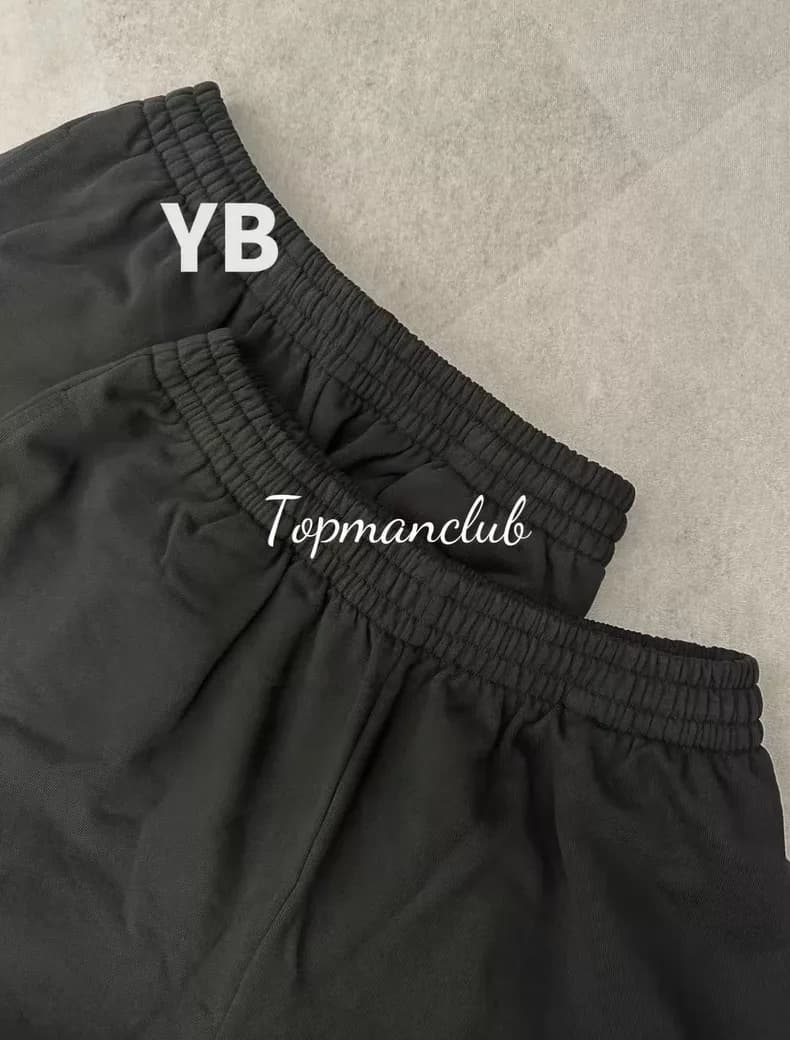발렌시아가 × 언더아머 로고 자수 버뮤다 쇼츠 (블랙) 5
