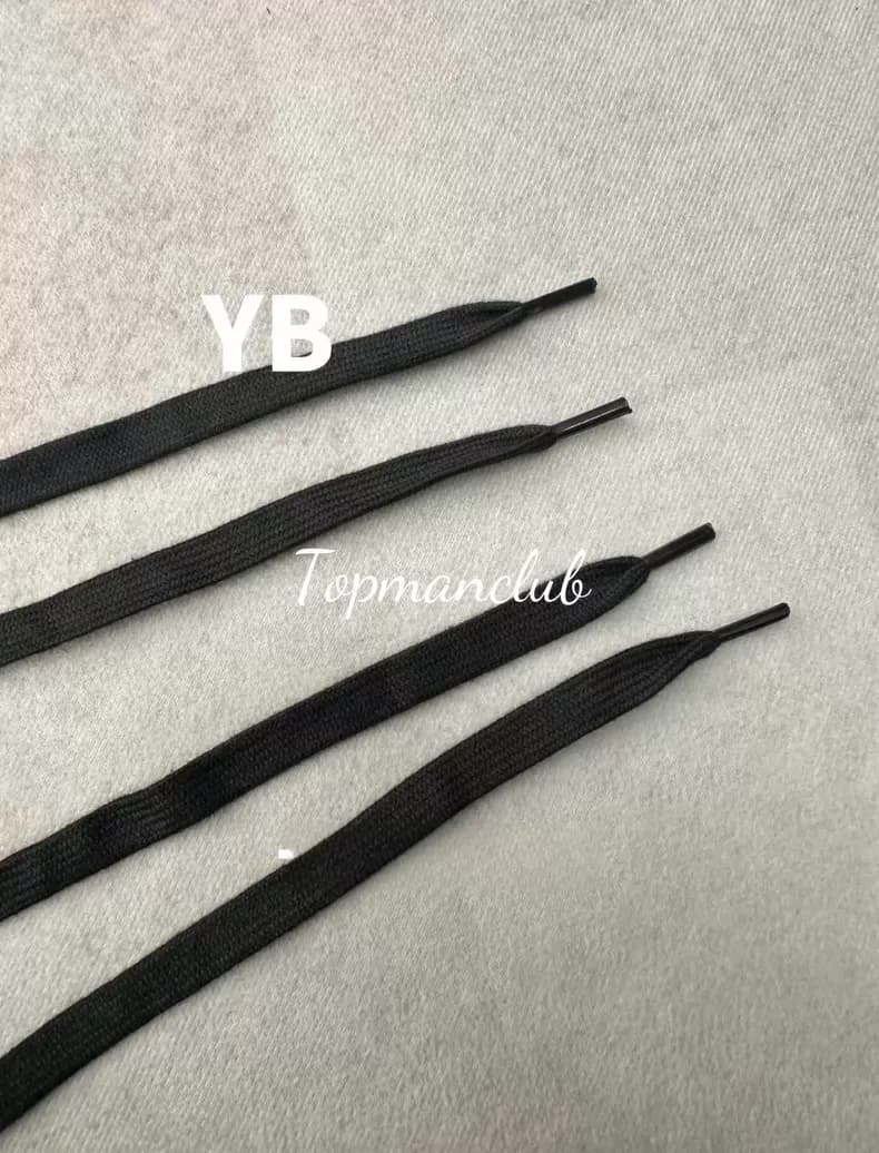 발렌시아가 × 언더아머 로고 자수 버뮤다 쇼츠 (블랙) 4