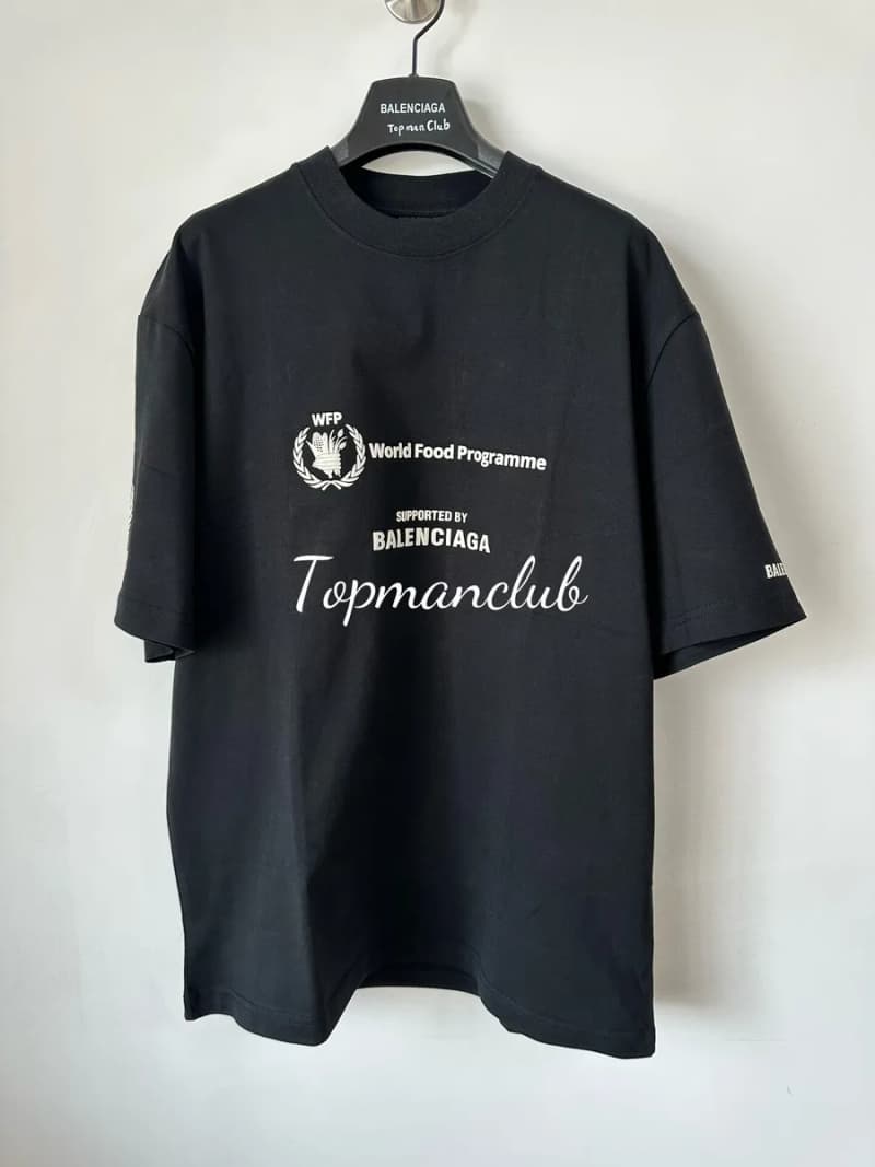 발렌시아가 WFP 월드 푸드 프로그램 반소매 티셔츠 (블랙) 상세 1