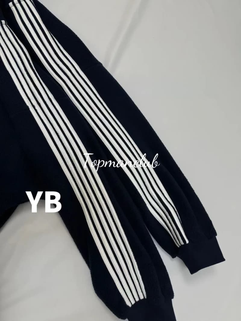 발렌시아가 LS1 서클 로고 자수 3스트라이프 플리스 집업 자켓 6