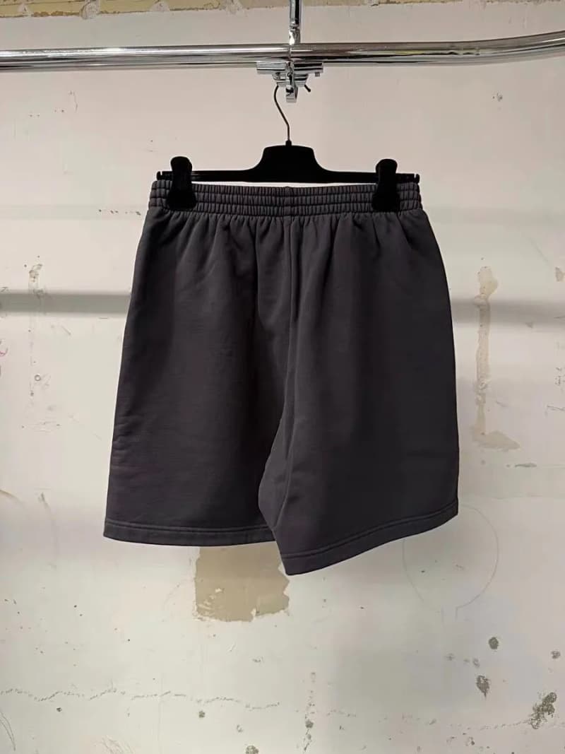 발렌시아가 25SS 바스켓볼 싱글 링 자수 워싱 스웻 쇼츠 상세 2