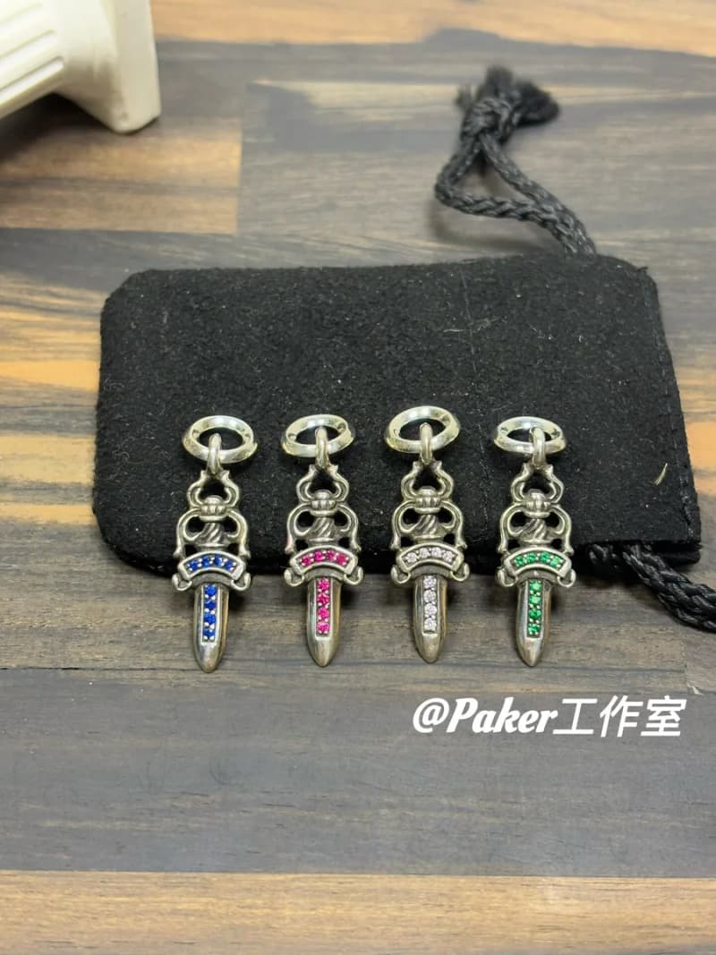 크롬하츠 스몰 다거 펜던트/paker(공룡) 상세 2